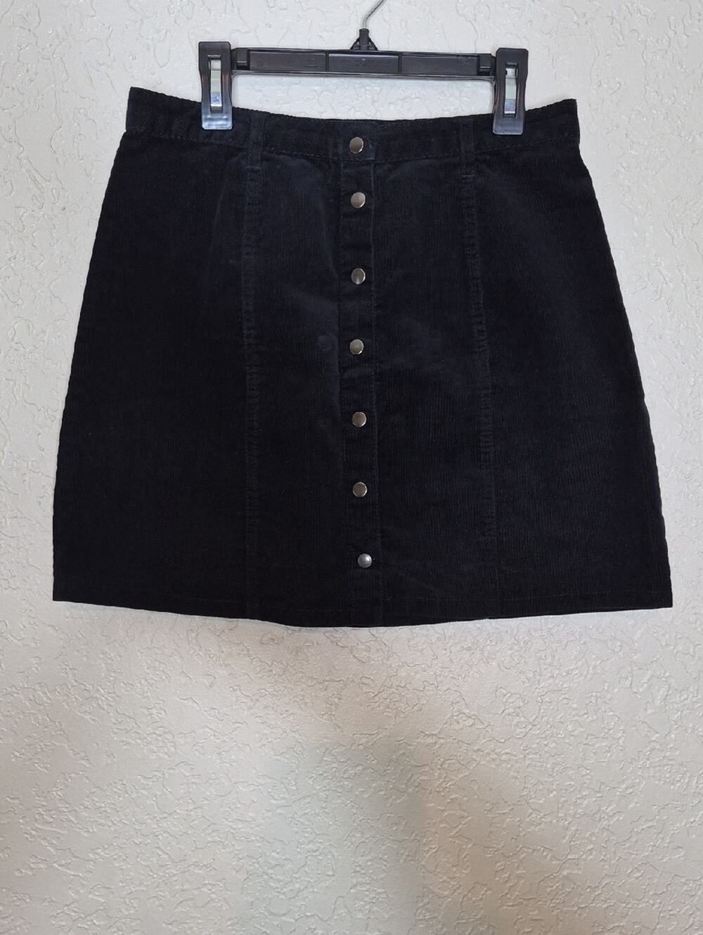Forever 21 Corduroy Skirt Black Size M